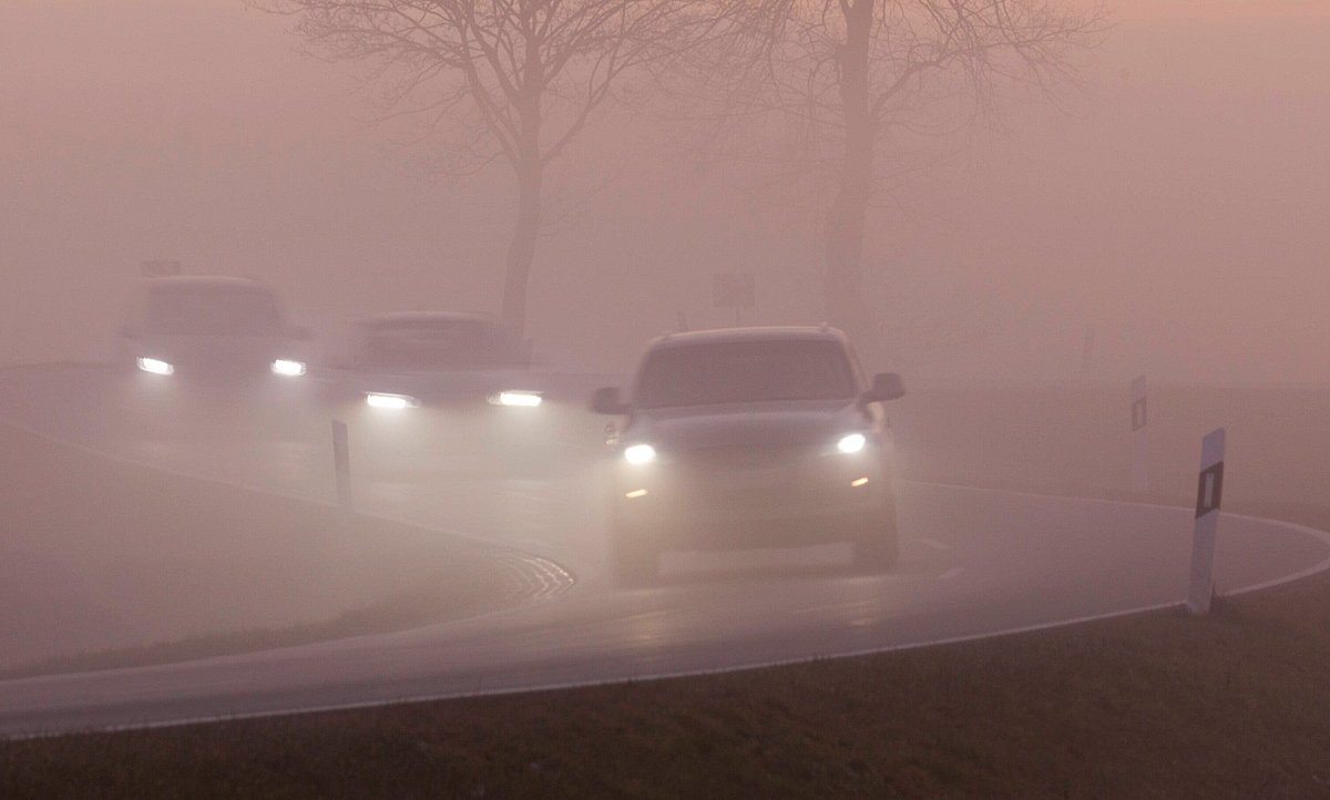 Auto-Leuchten und Nebelscheinwerfer korrekt nutzen