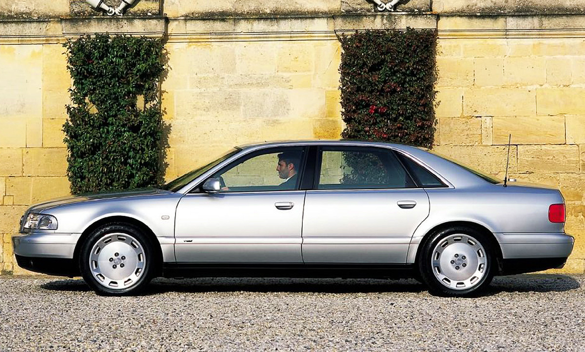 4 8 d. Audi a8 d2 (1994-2002). Audi a8 1996. Audi a8 d2 w12. Audi a8 d2 универсал.