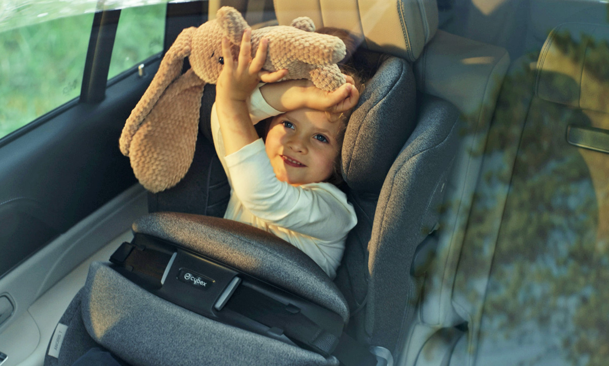 Warum ein Kindersitz mit integrierten Airbags?