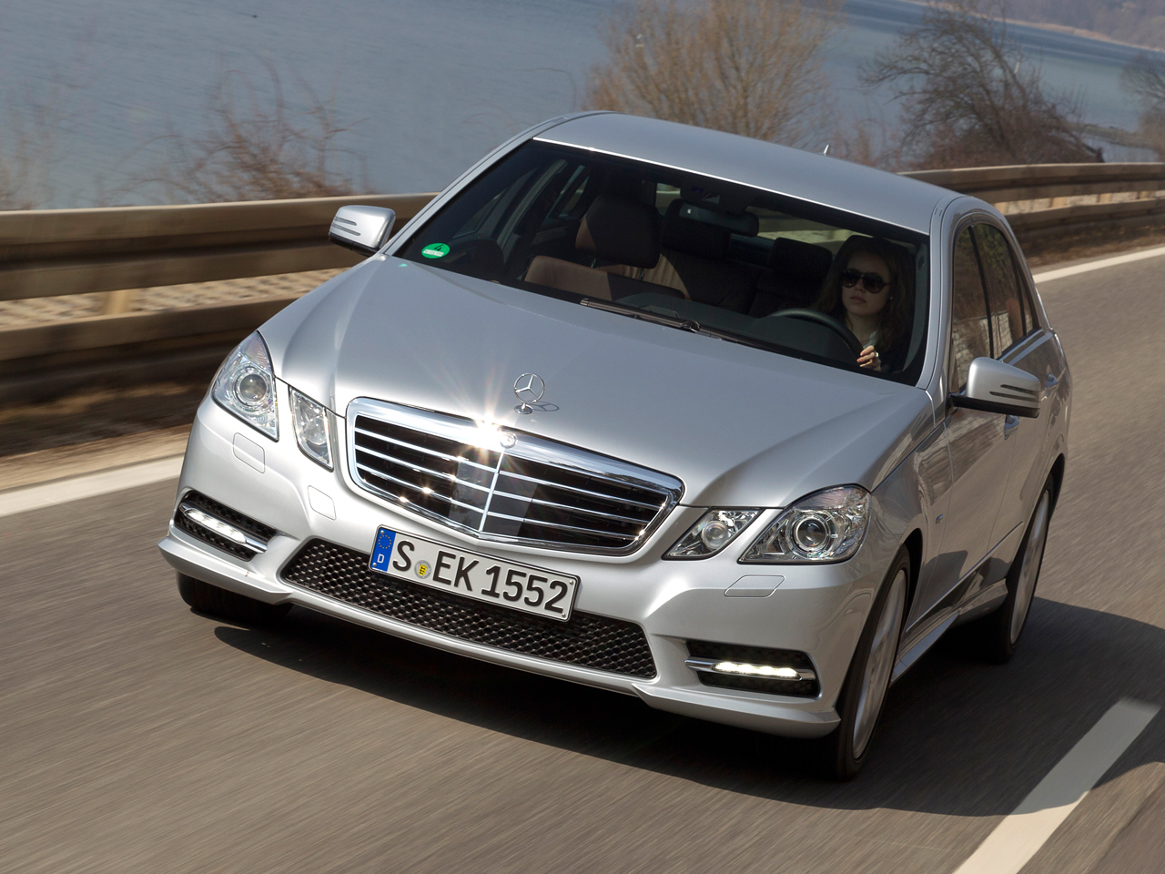 Mercedes E 300 Bluetec Hybrid Im Fahrbericht Autozeitung De