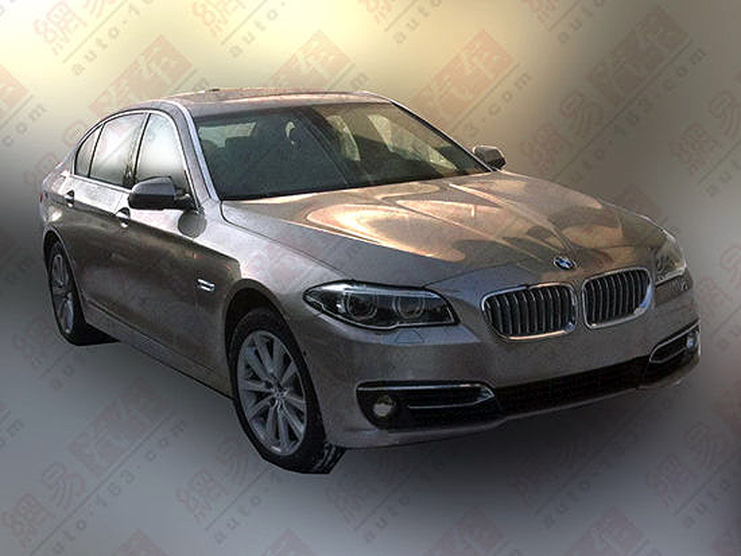 Bmw 5er Facelift 2013 Foto Leak Zeigt Langversion Vollig Ungetarnt