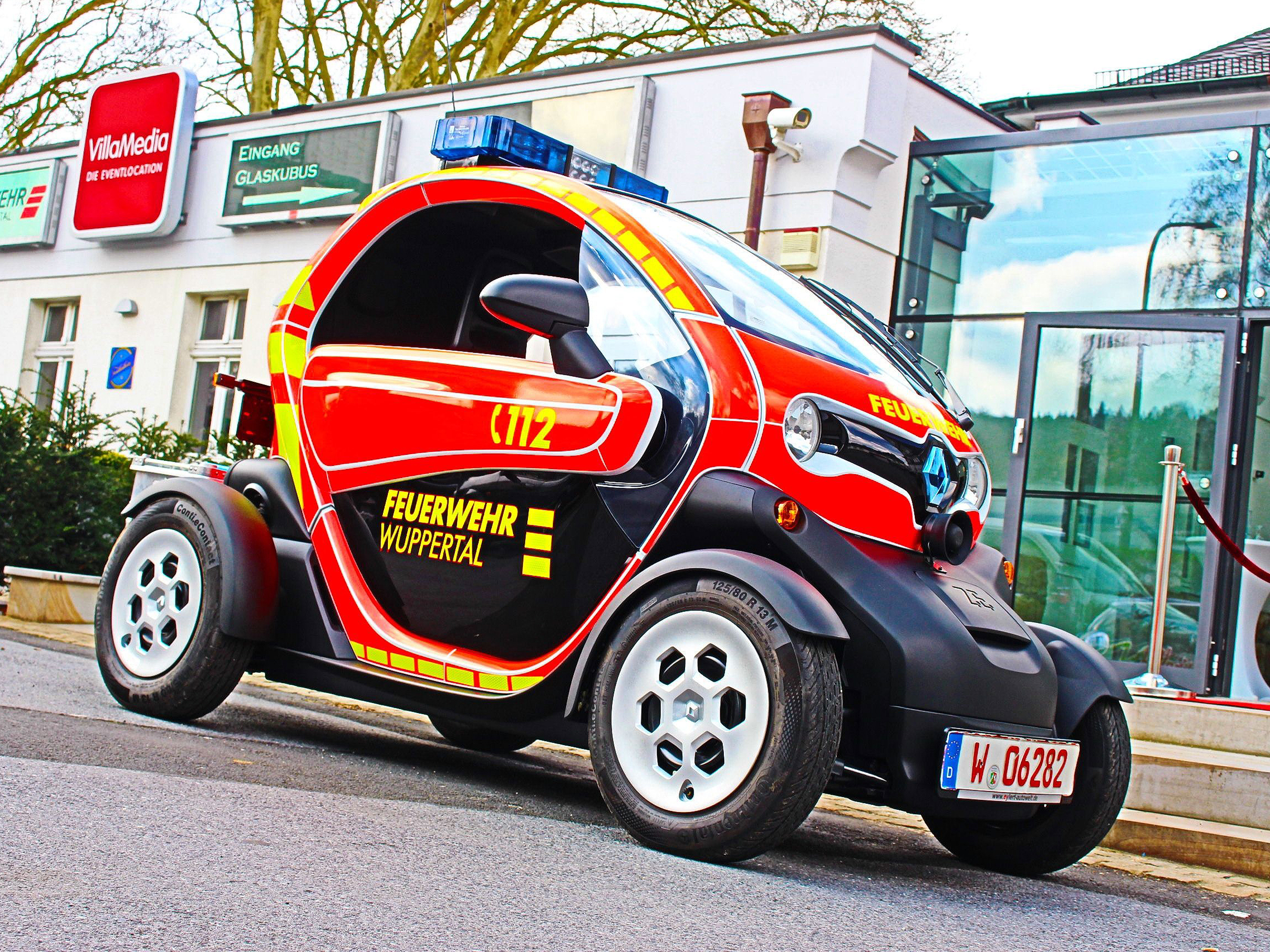 Renault Twizy Feuerwehr Wuppertal Setzt Auf Elektro Winzling