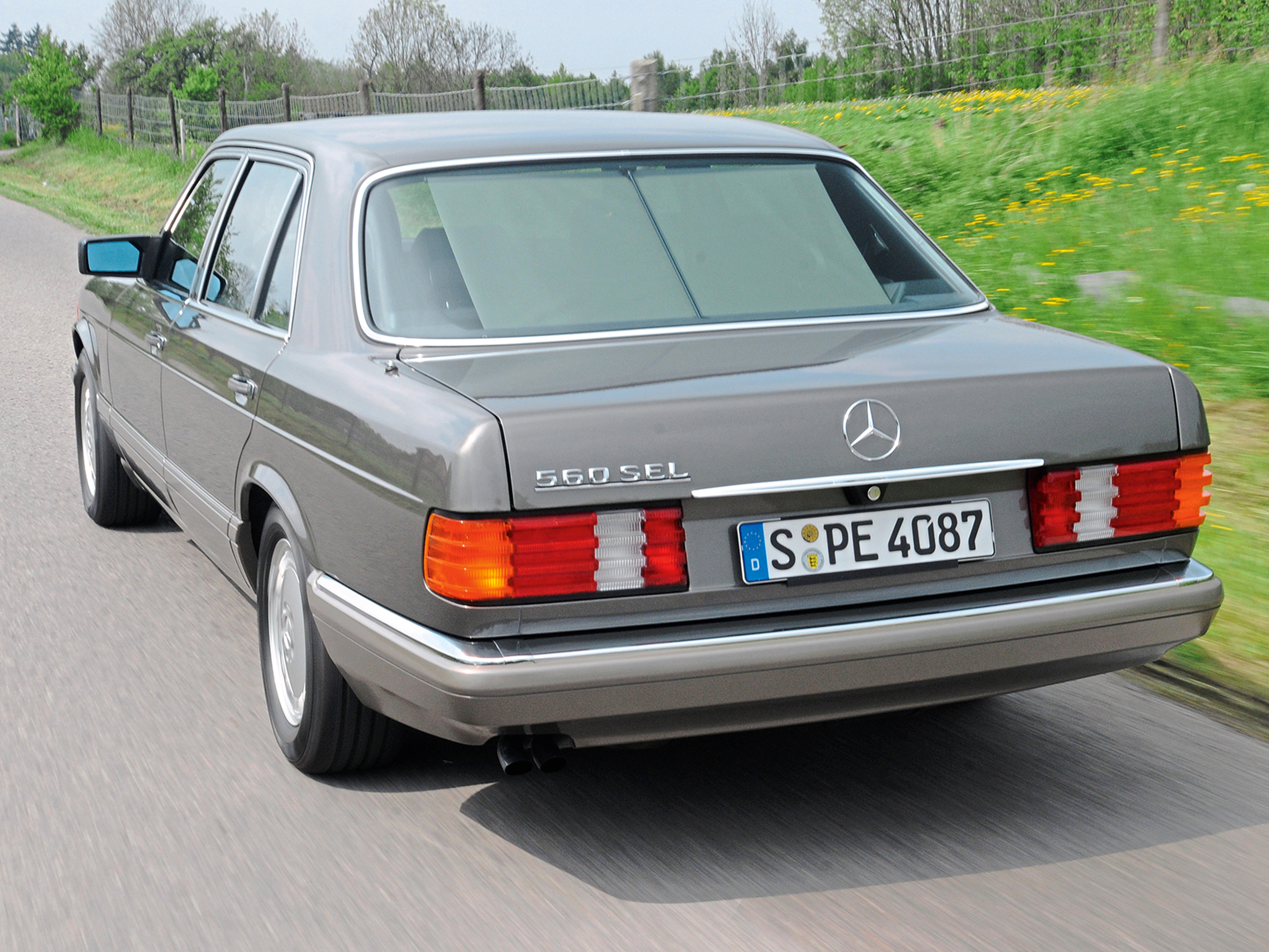 Мерседес 126. Мерседес w126 sel. Mercedes-Benz w126 560 sel. Мерседес w126 560 sel. Мерседес 560 sel.