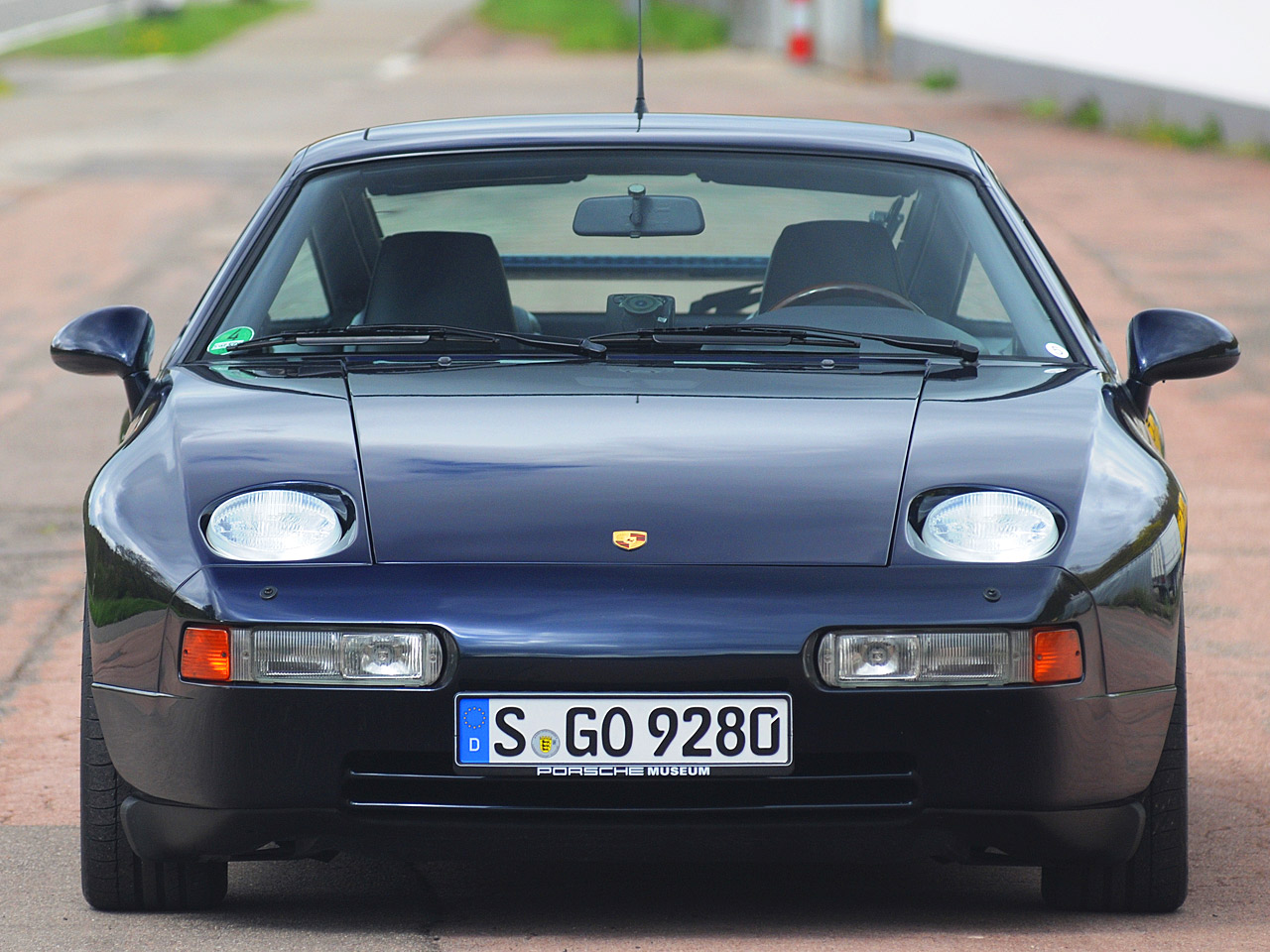 Oldtimer: Der Porsche 928 war seiner Zeit weit voraus - WELT