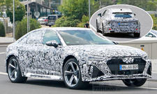 Audi RS 7 (Avant); fahrend, schräg vorne