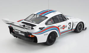 Tamiya Porsche 935 Martini Aufnahme von hinten.