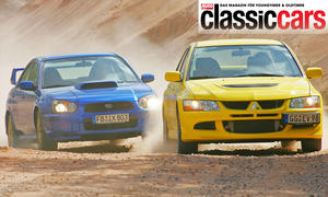 Mitsubishi Lancer Evo VIII und Subaru Impreza WRX STi fahrend von vorne