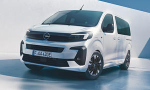 Opel Zafira Electric Facelift (2024) stehend, von vorne links