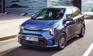 Kia Picanto Facelift (2024); fahrend; Außenansicht; Frontansicht