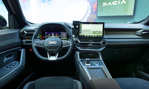 Das Cockpit des Dacia Bigster.