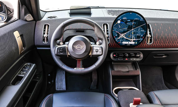 Mini Countryman; Innenansicht; Innenraum; Interieur; Cockpit; Lenkrad; Armaturen