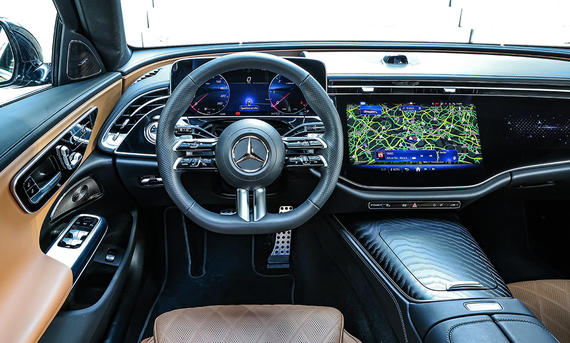 Mercedes E-Klasse T-Modell; Innenraum; Interieur; Cockpit; Lenkrad; Armaturen