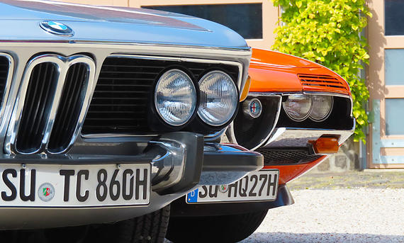 BMW 3.0 CSi/Alfa Romeo Montreal Frontpartie nebeneinander