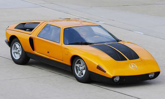 Mercedes C111 Frontansicht fahrend