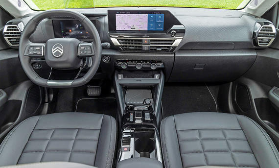 Das Cockpit des Citroën C4 Facelift (2024)