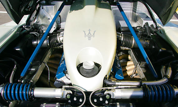 Maserati MC12 (2004) Motor