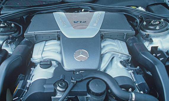 Der Motor des Mercedes CL