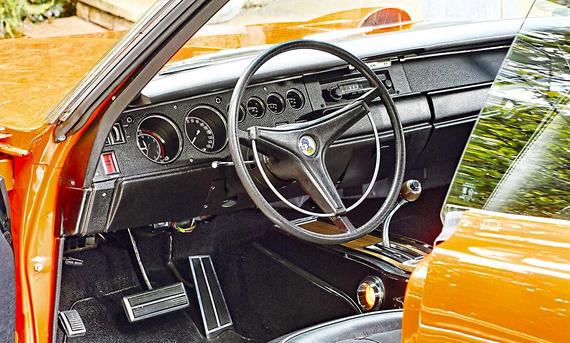 Plymouth Superbird (1970) Cockpit