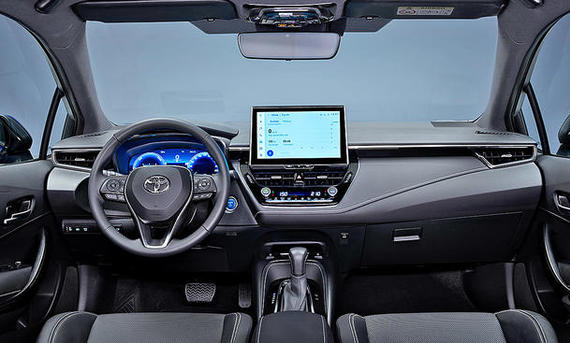 Toyota Corolla (2023) Cockpit