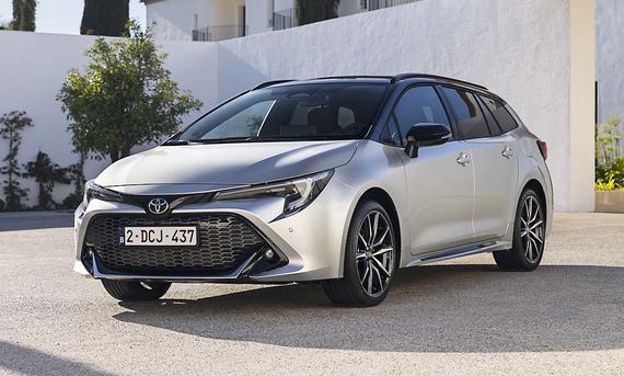 Toyota Corolla Touring Sports (2023) Front