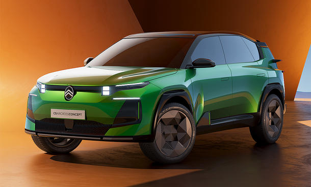 Citroën C5 Aircross Concept (2025) stehend, Ansicht von vorne links