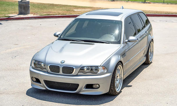 BMW 3er Touring (E46) als M3-Umbau; statisch von vorne links