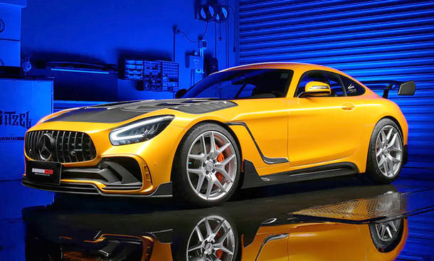 Der Mercedes-AMG GT C von Darwin Pro stehend von schräg vorne