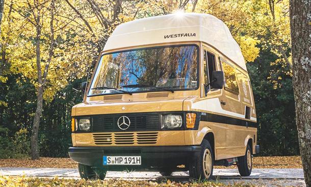 Die Außenansicht zeigt den Marco Polo Mercedes-Camper (1984) von vorne.