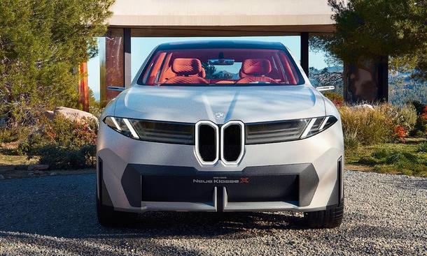 Die Front der Studie BMW Vision Neue Klasse X (2024).