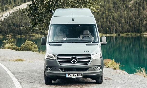 Der Hymer Free S 600 Campus (2024) in der statischen Frontsicht.