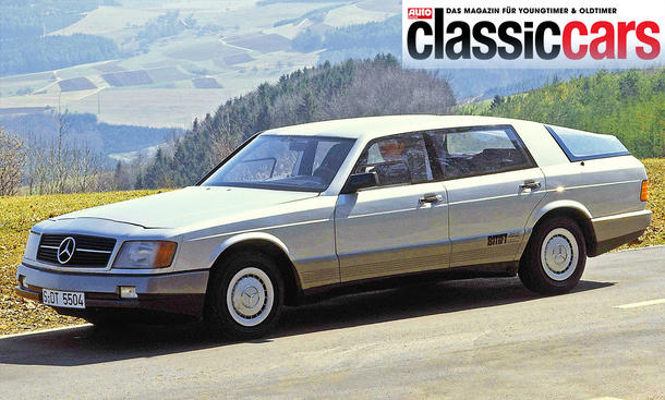 Das Mercedes Auto 2000 (1981) stehend von schräg vorne