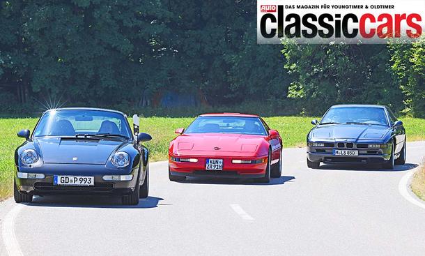 Porsche 911 (993) Carrera/Corvette C4 ZR-1/BMW 850 CSi auf der Straße