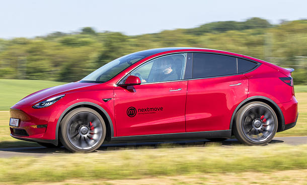 Neues Tesla Model Y 2020 Erste Testfahrt Autozeitung De