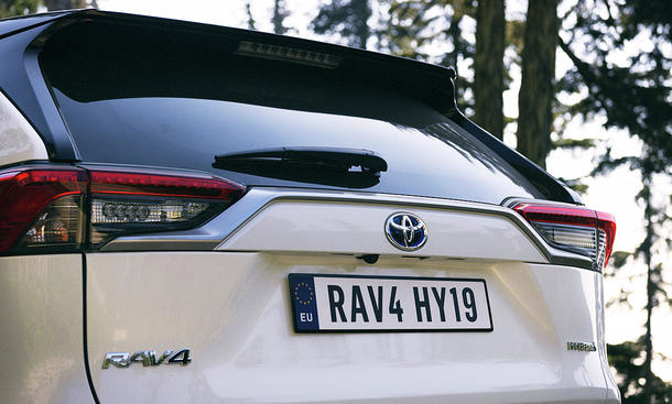 Neuer Toyota RAV4 (2019): Erste Testfahrt | autozeitung.de