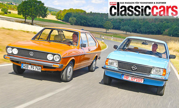 VW Passat B1/Opel Ascona B von vorne während der Fahrt fotografiert.