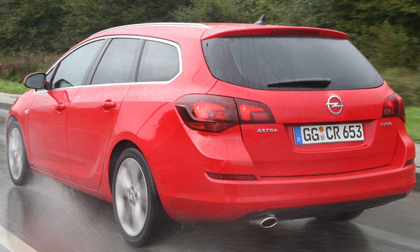 Opel Astra Sports Tourer Im Fahrbericht Autozeitung De