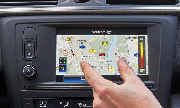 Navigationsgeräte im Test (2016) Test autozeitung.de